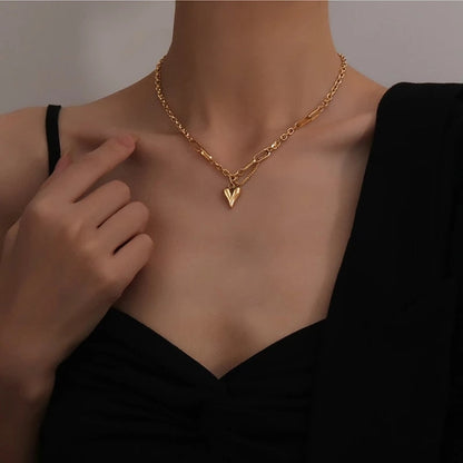 Amour Chain