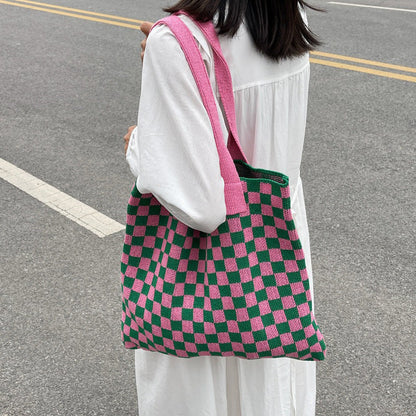 ISABELLA™ | BAG WITH CHECKERBOARD PATTERN